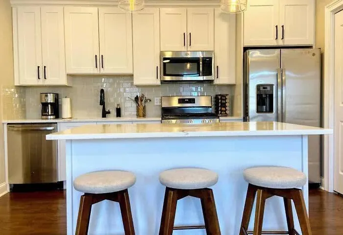 Modern 4 Bedroom In Lakeview Casa vacanze